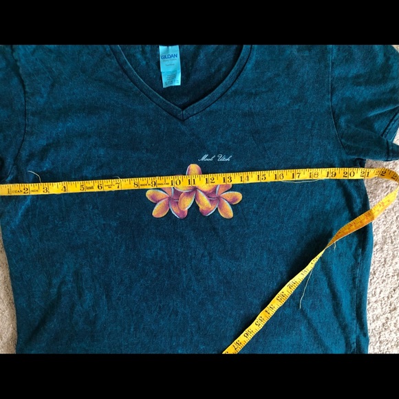 Moab Utah Women’s XL Blue Hibiscus Dyed Short sleeve shirt flowers - Picture 4 of 5